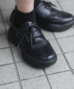 画像をギャラリービューアに読み込む, VEIN ヴェインのCOW LEATHER OVAL SOLE TRAINER - BLACKの公式通販サイトsession福岡セレクトショップ

