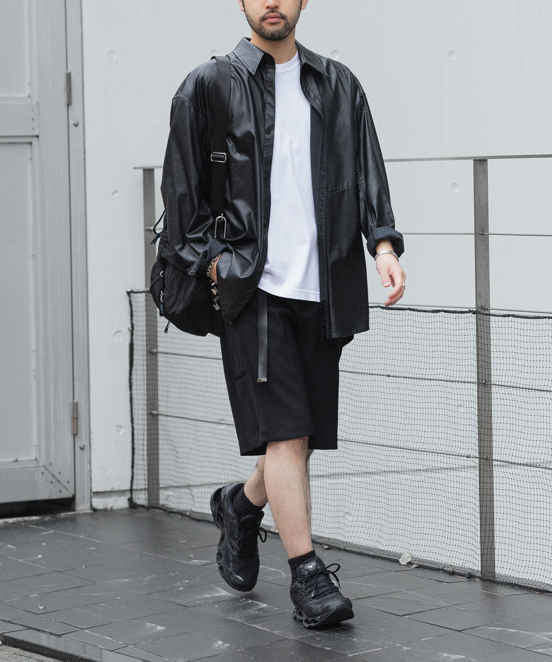 MIZUNO-ミズノのスニーカー WAVE PROPHECY LSのBLACK 公式通販サイトsession福岡セレクトショップ