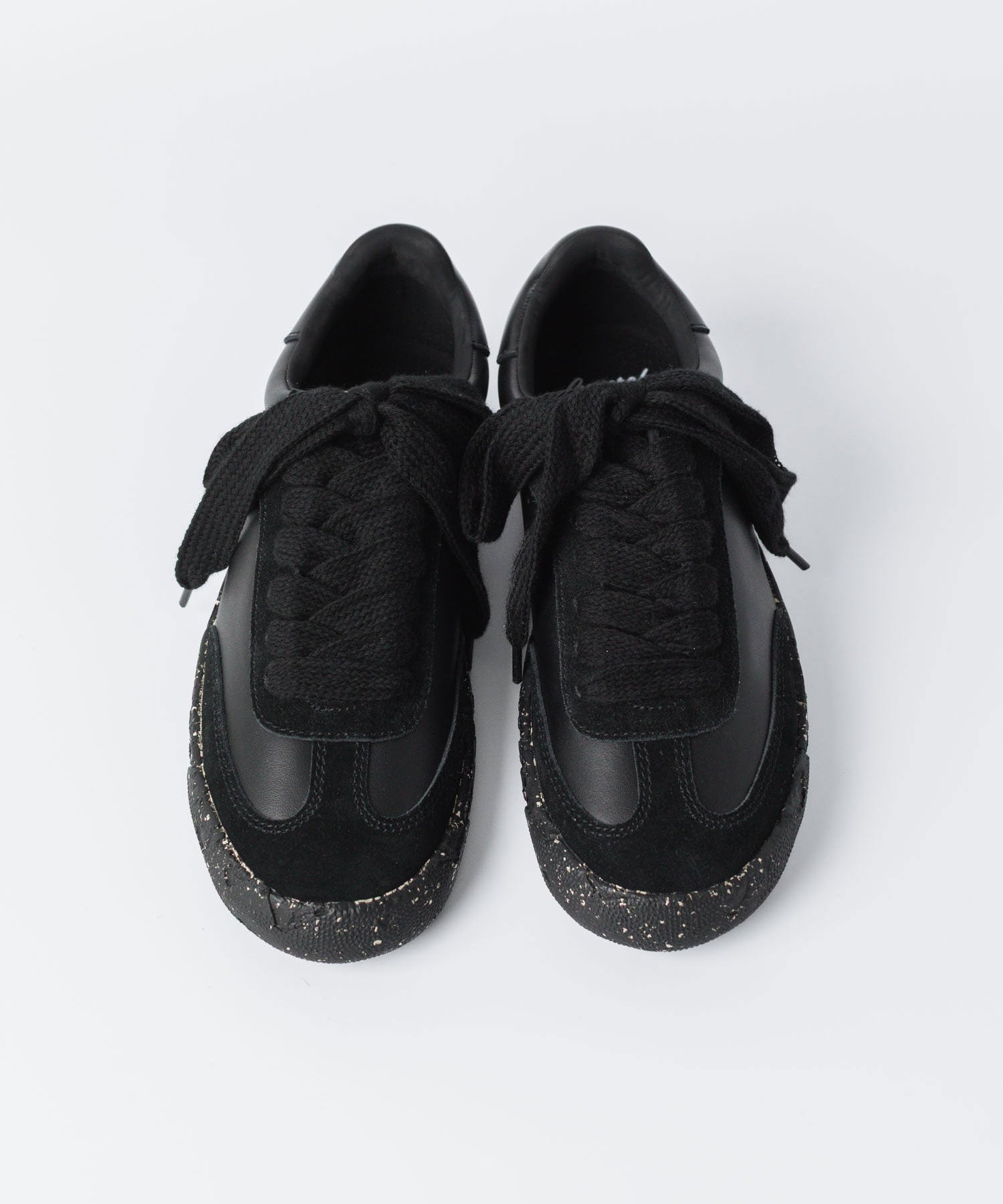【 General scale. 】SEINE / LEATHER LOW-TOP SNEAKERS - BLACK×BLACK