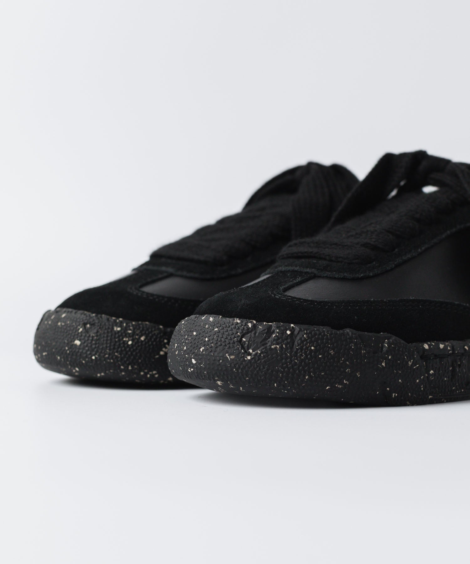 General scale. ジェネラルスケールのSEINE / LEATHER LOW-TOP SNEAKERSの公式通販サイトsession福岡セレクトショップ