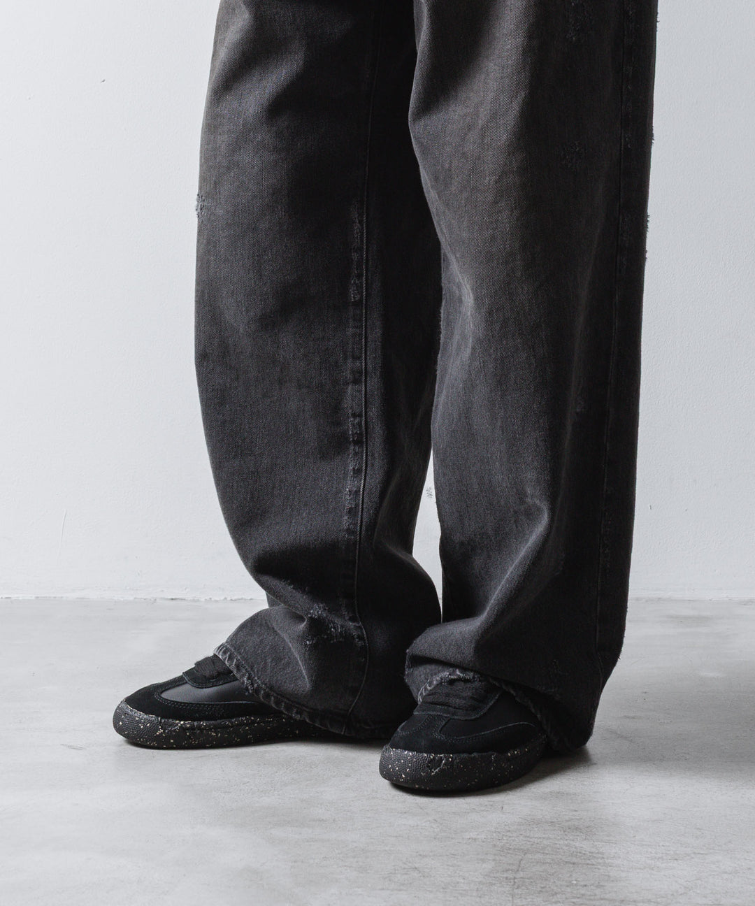General scale. ジェネラルスケールのSEINE / LEATHER LOW-TOP SNEAKERSの公式通販サイトsession福岡セレクトショップ