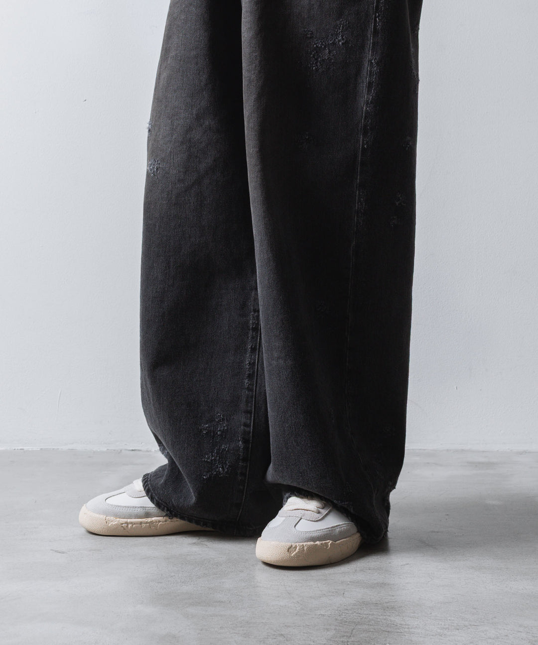 General scale. ジェネラルスケールのSEINE / LEATHER LOW-TOP SNEAKERSの公式通販サイトsession福岡セレクトショップ