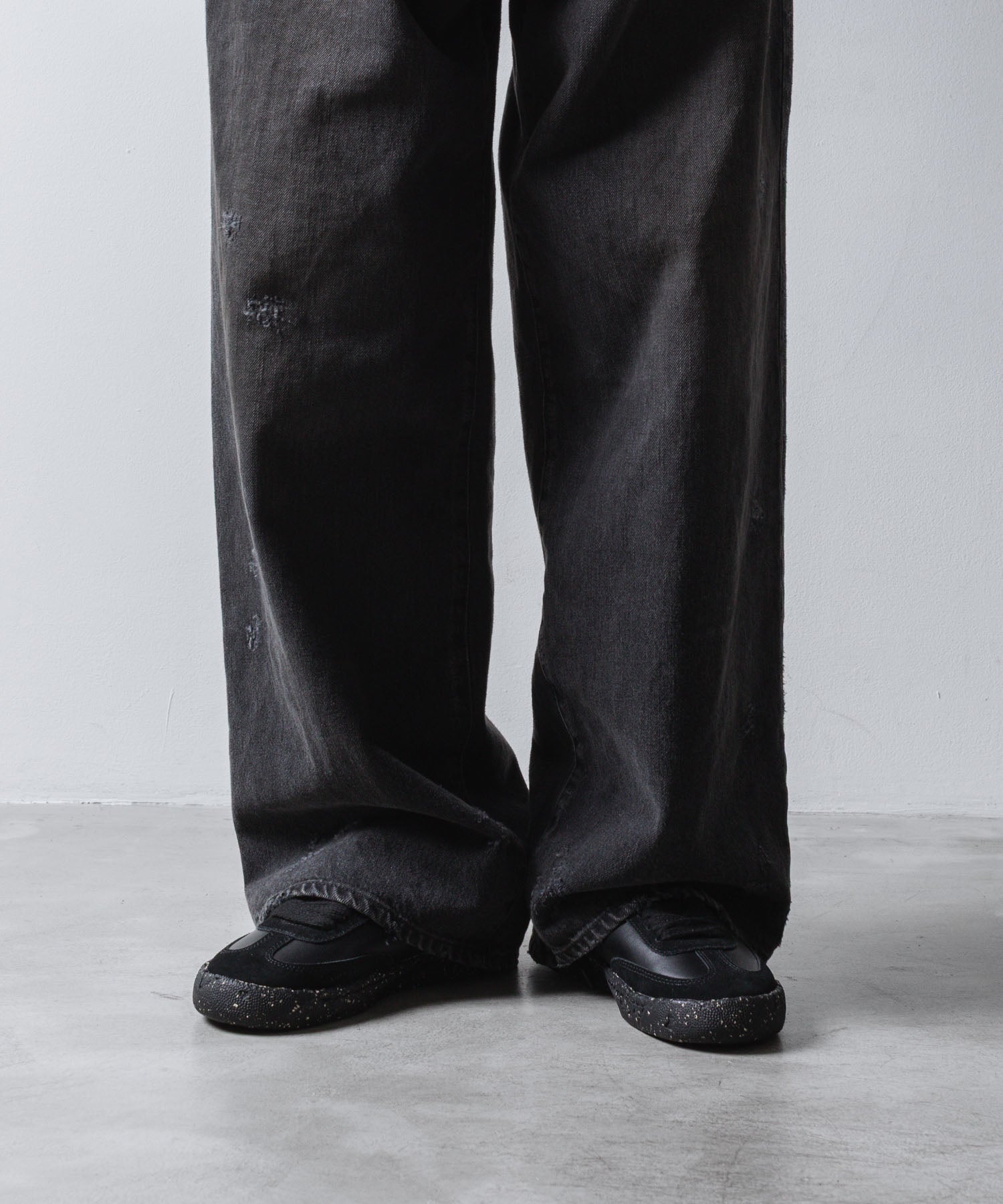 General scale. ジェネラルスケールのSEINE / LEATHER LOW-TOP SNEAKERSの公式通販サイトsession福岡セレクトショップ