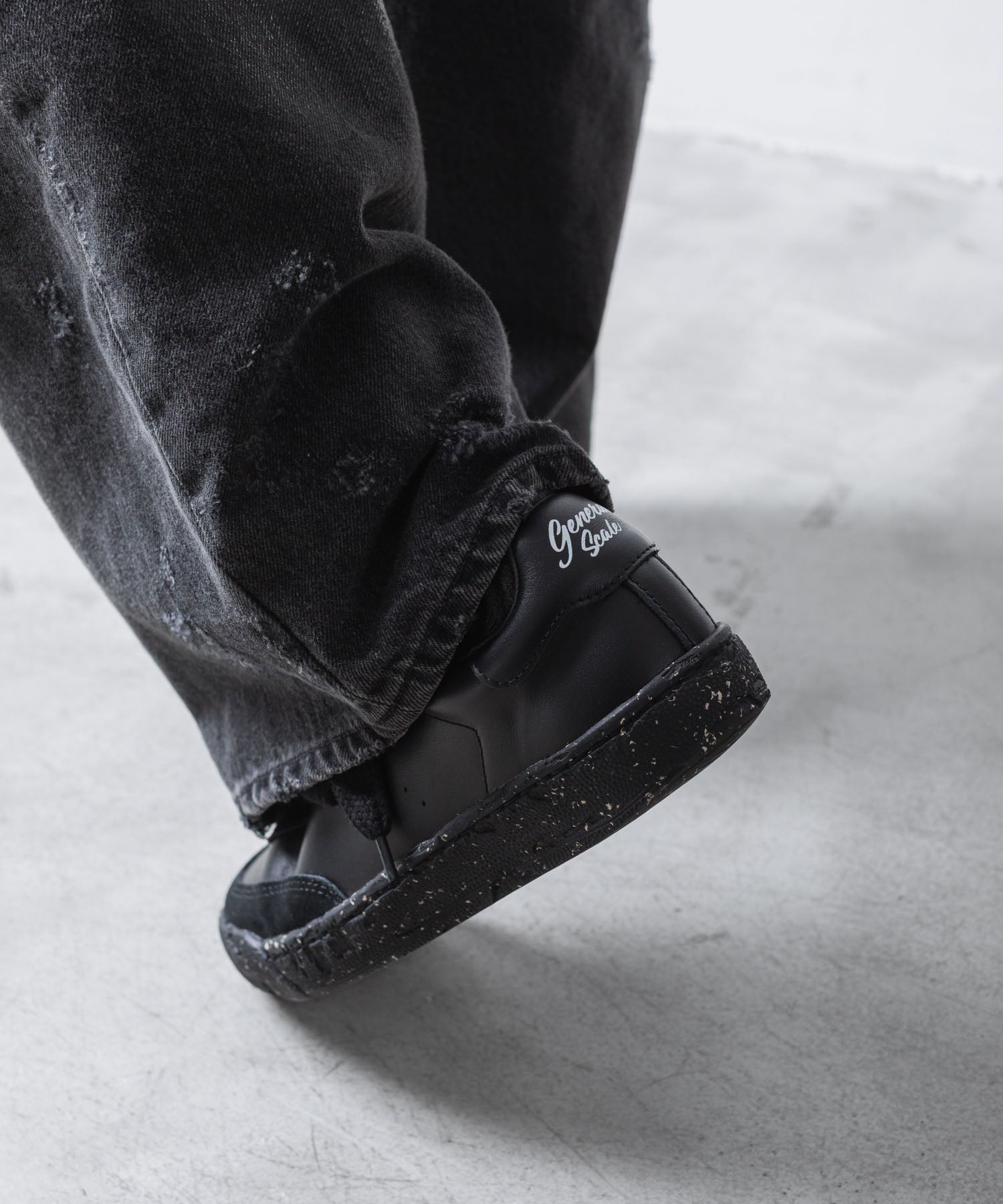 General scale. ジェネラルスケールのSEINE / LEATHER LOW-TOP SNEAKERSの公式通販サイトsession福岡セレクトショップ