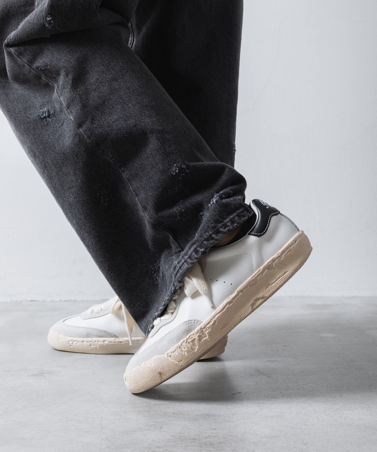 General scale. ジェネラルスケールのSEINE / LEATHER LOW-TOP SNEAKERSの公式通販サイトsession福岡セレクトショップ
