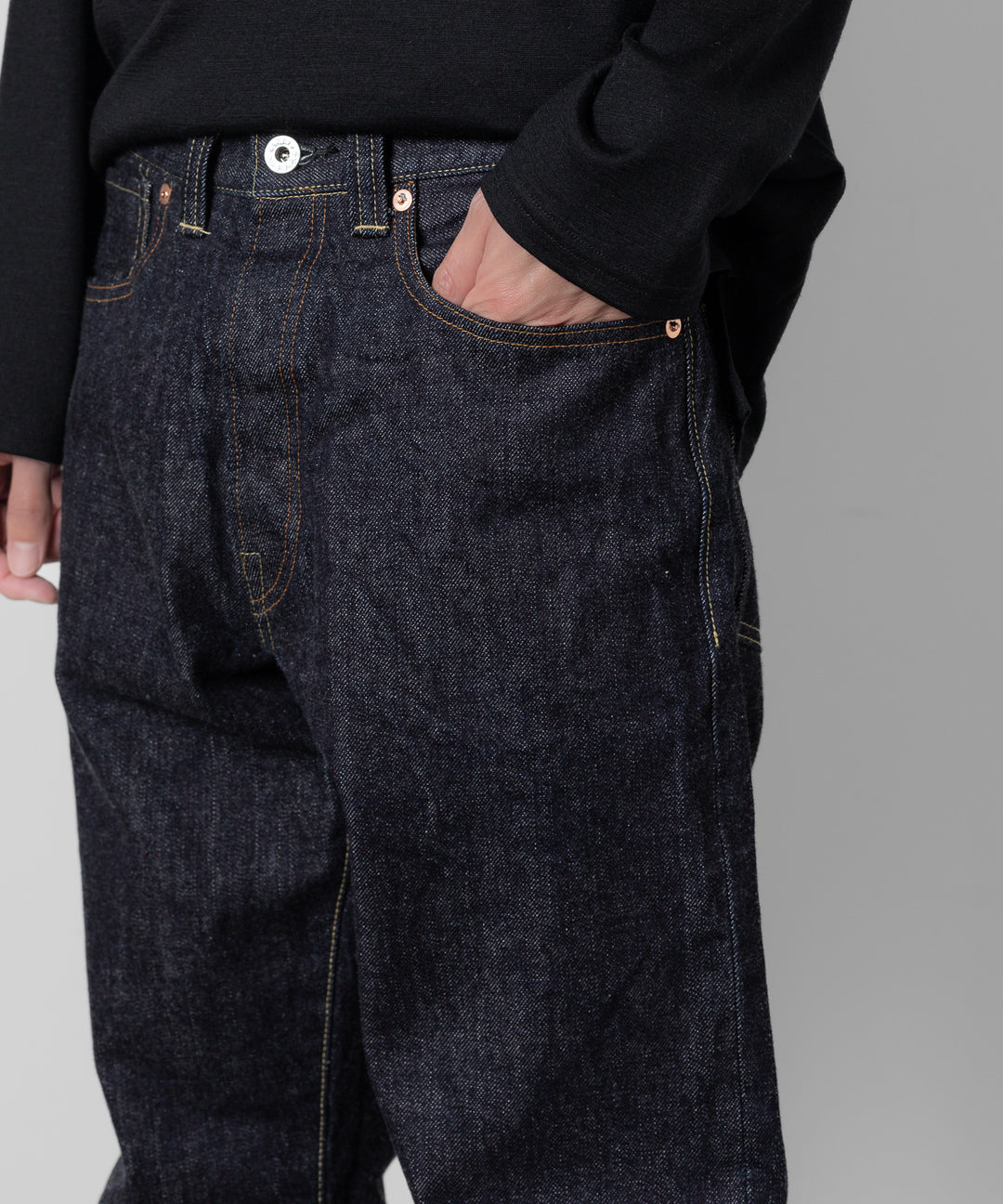 INTERIM(インテリム)の23AWコレクションのWWII 1943 HEAVY KIBATA SHUTTLE DENIM JEANS - NAVY sessionセッション福岡セレクトショップ 公式通販サイト