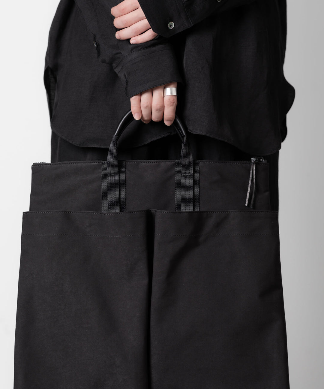 【KaILI】LIKE HELMET BAG - BLACK