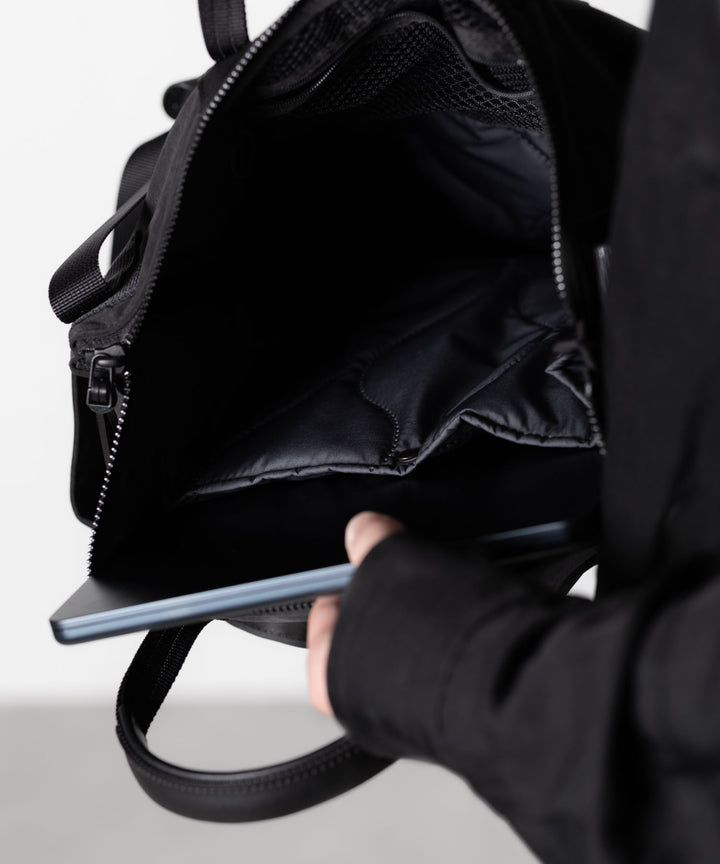 【KaILI】LIKE HELMET BAG - BLACK