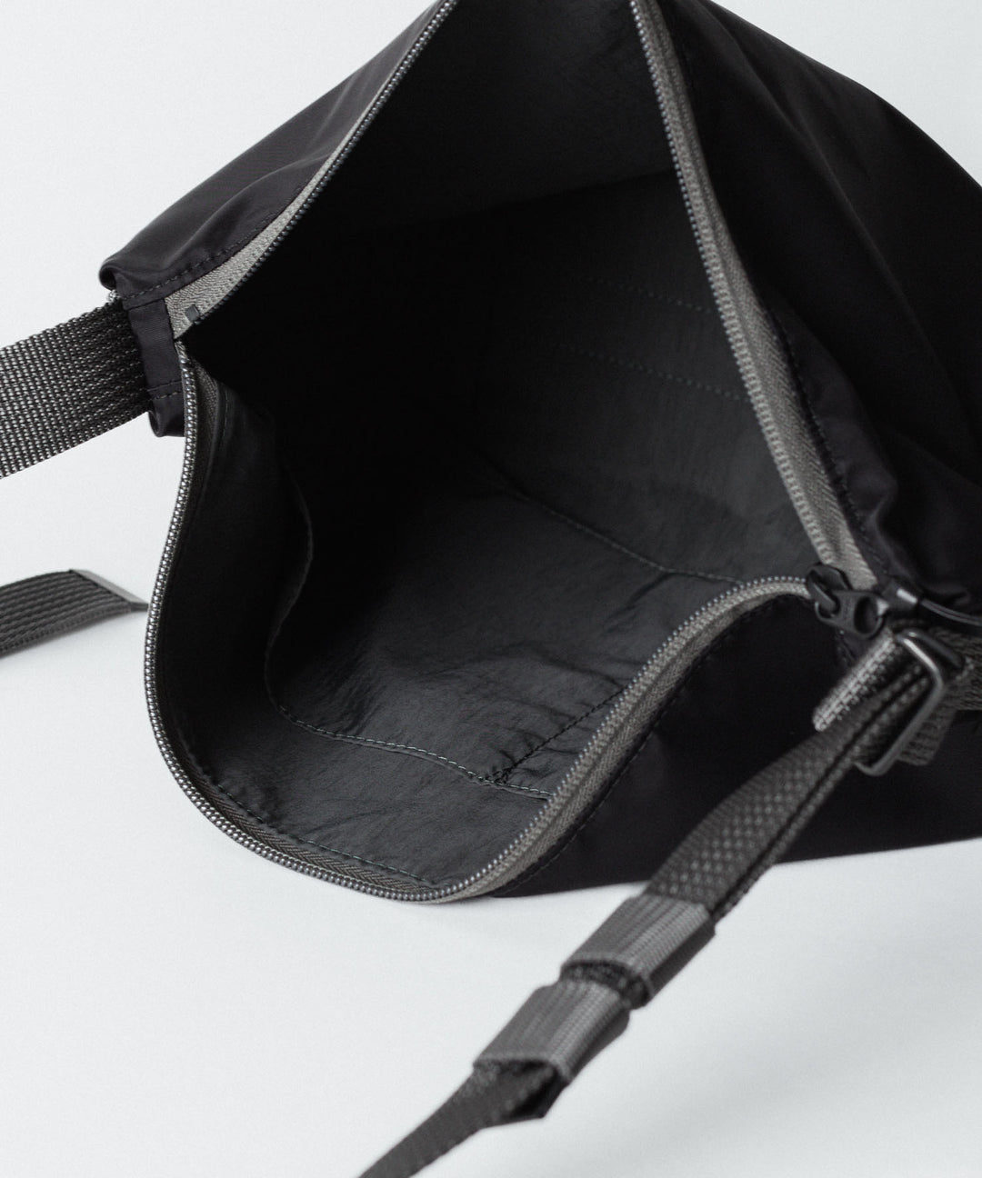 KaILI カイリのIREKO NS POUCH MのBLACKの公式通販サイトsession福岡セレクトショップ