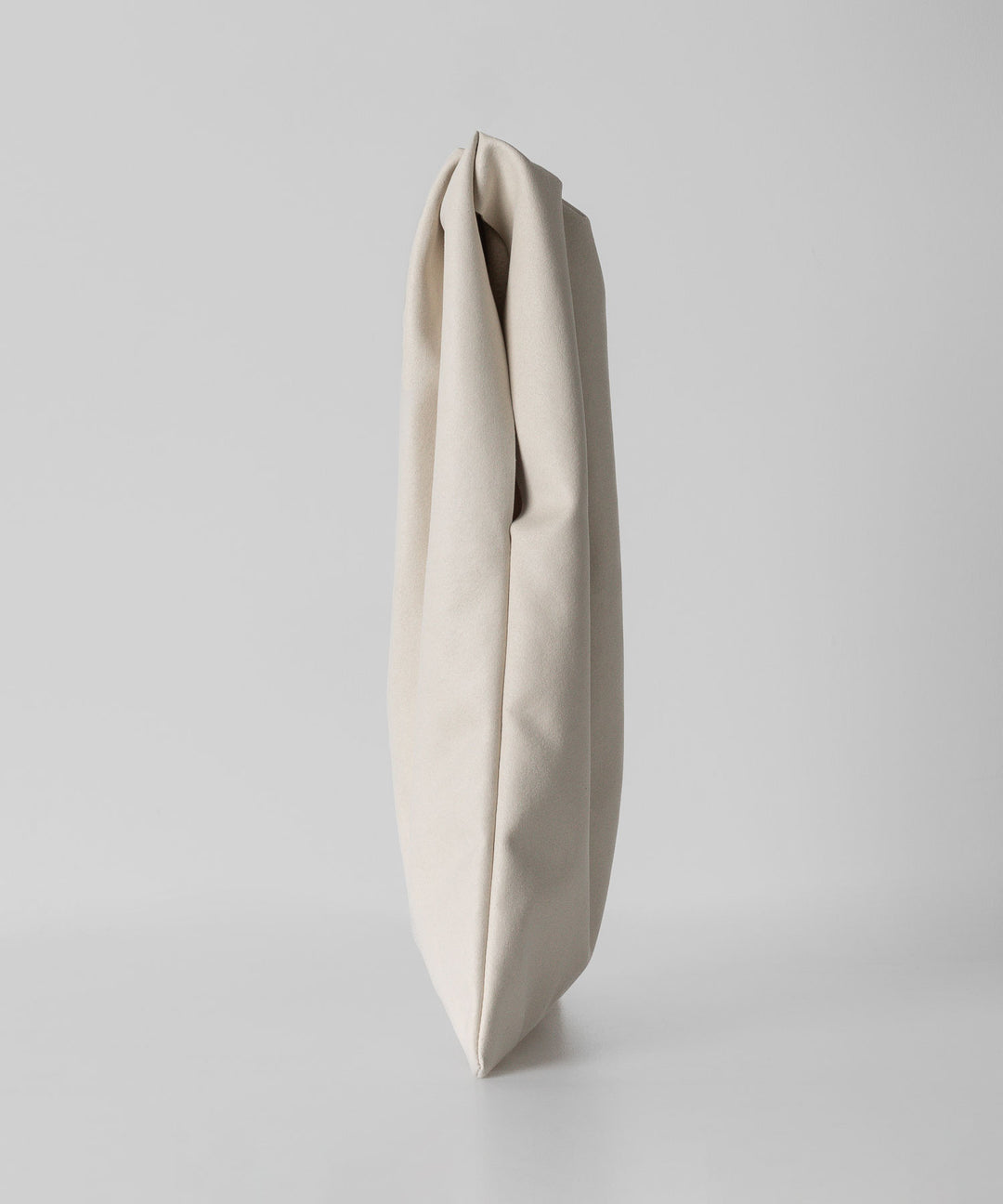 KaILI(カイリ)のUTOU UNのIVORY