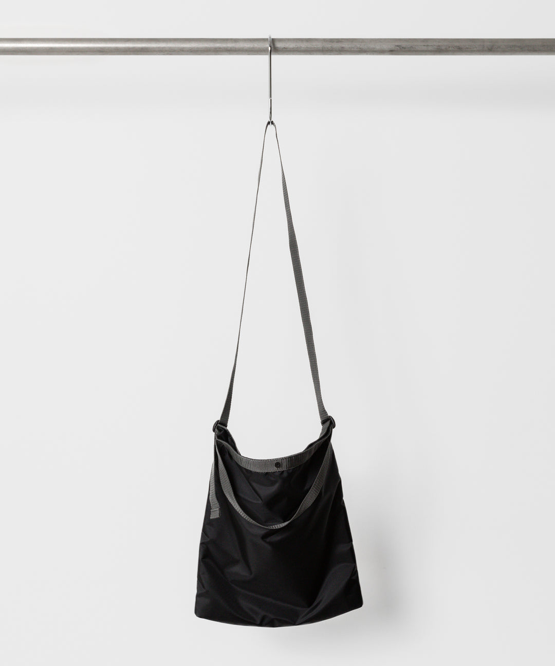 【KaILI/カイリ】2024 SSコレクション　ONE STROKE BAG - BLACK公式通販サイトsession福岡セレクトショップ