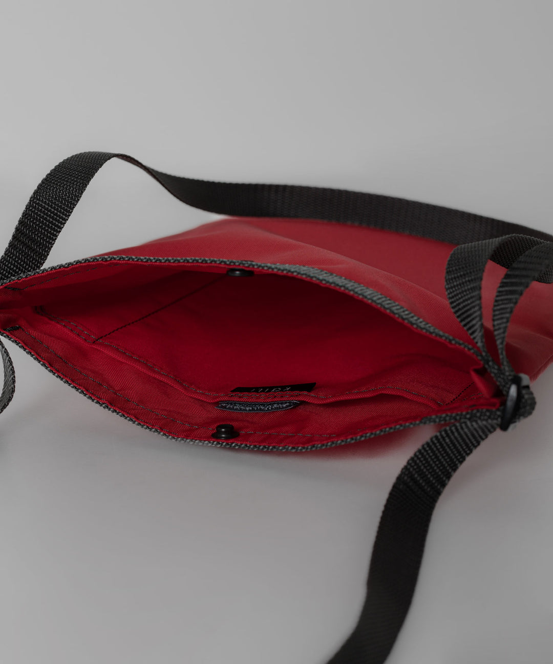 【KaILI/カイリ】2024 SSコレクション　ONE STROKE BAG MINI - RED