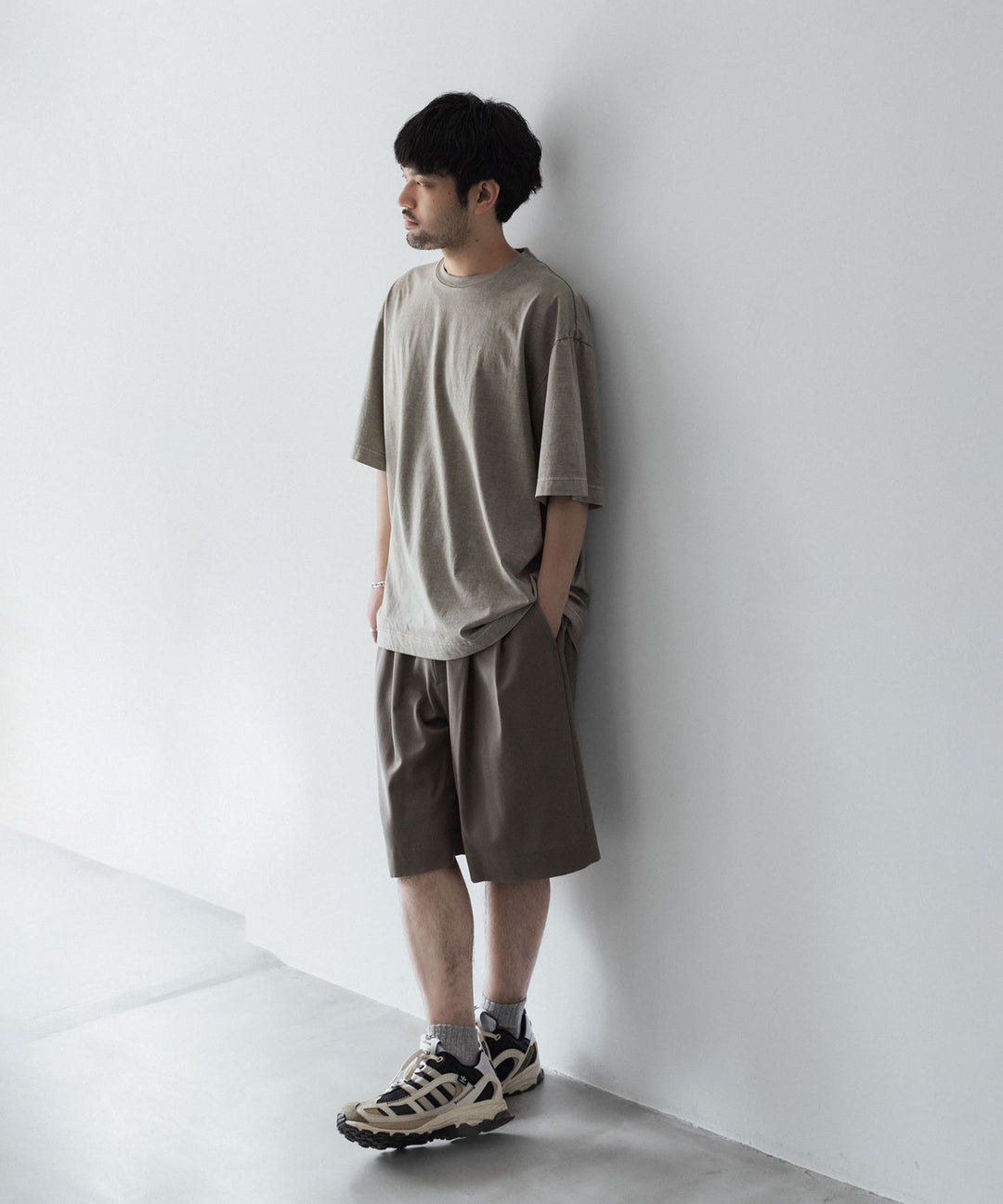 【ssstein】 WIDE EASY SHORT TROUSERS(2/90 WOOL GABARDINE) - TAUPE BEIGE