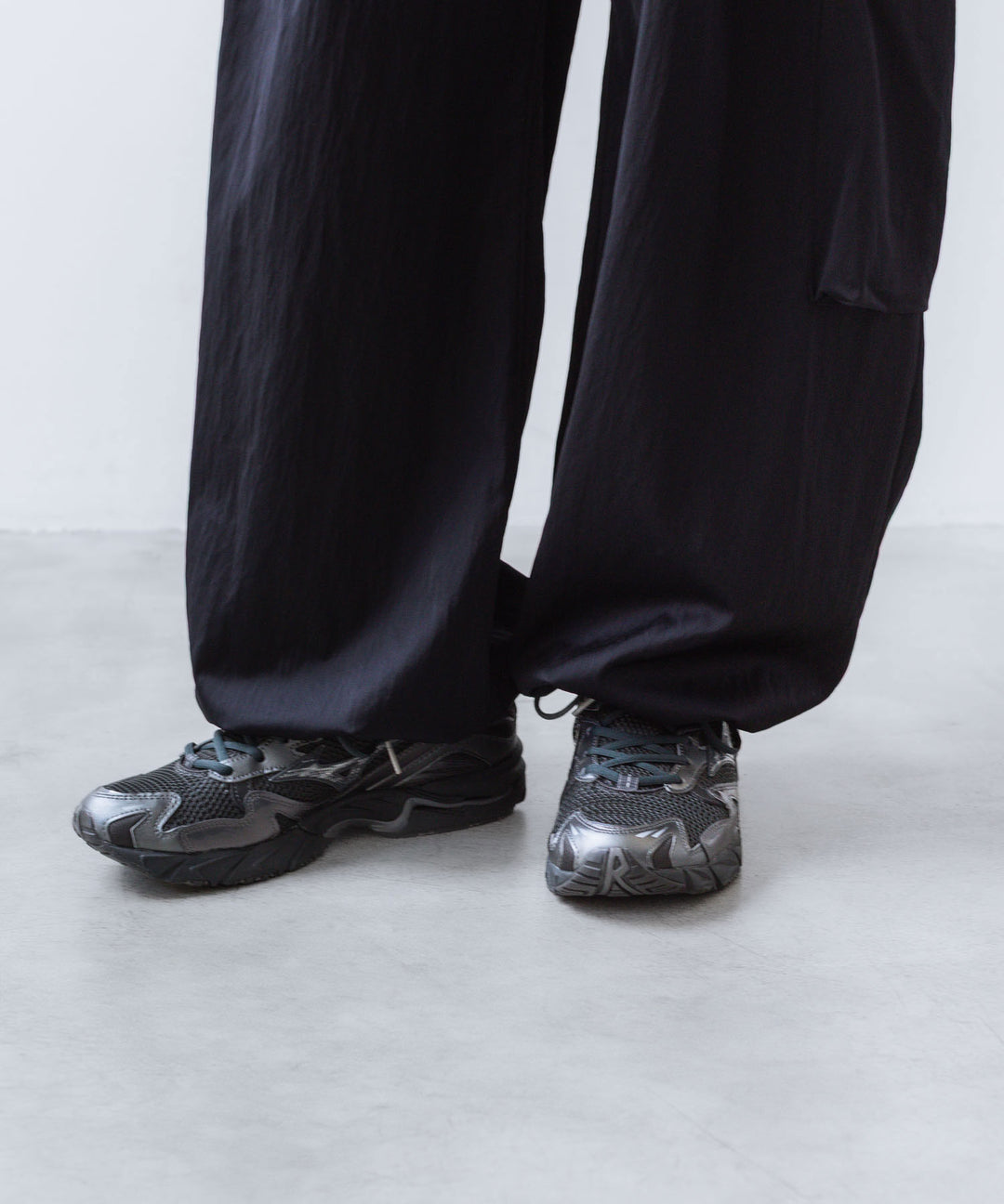 MIZUNO ミズノWAVE RIDER 10のBLACK×BLACK×METALLIC GREY 公式通販サイトsession福岡セレクトショップ