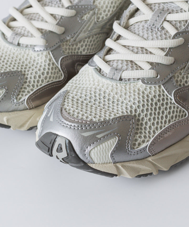 MIZUNO-ミズノのWAVE RIDER 10のWHITE×LIGHT BEIGE×SILVER公式通販サイトsession福岡セレクトショップ 