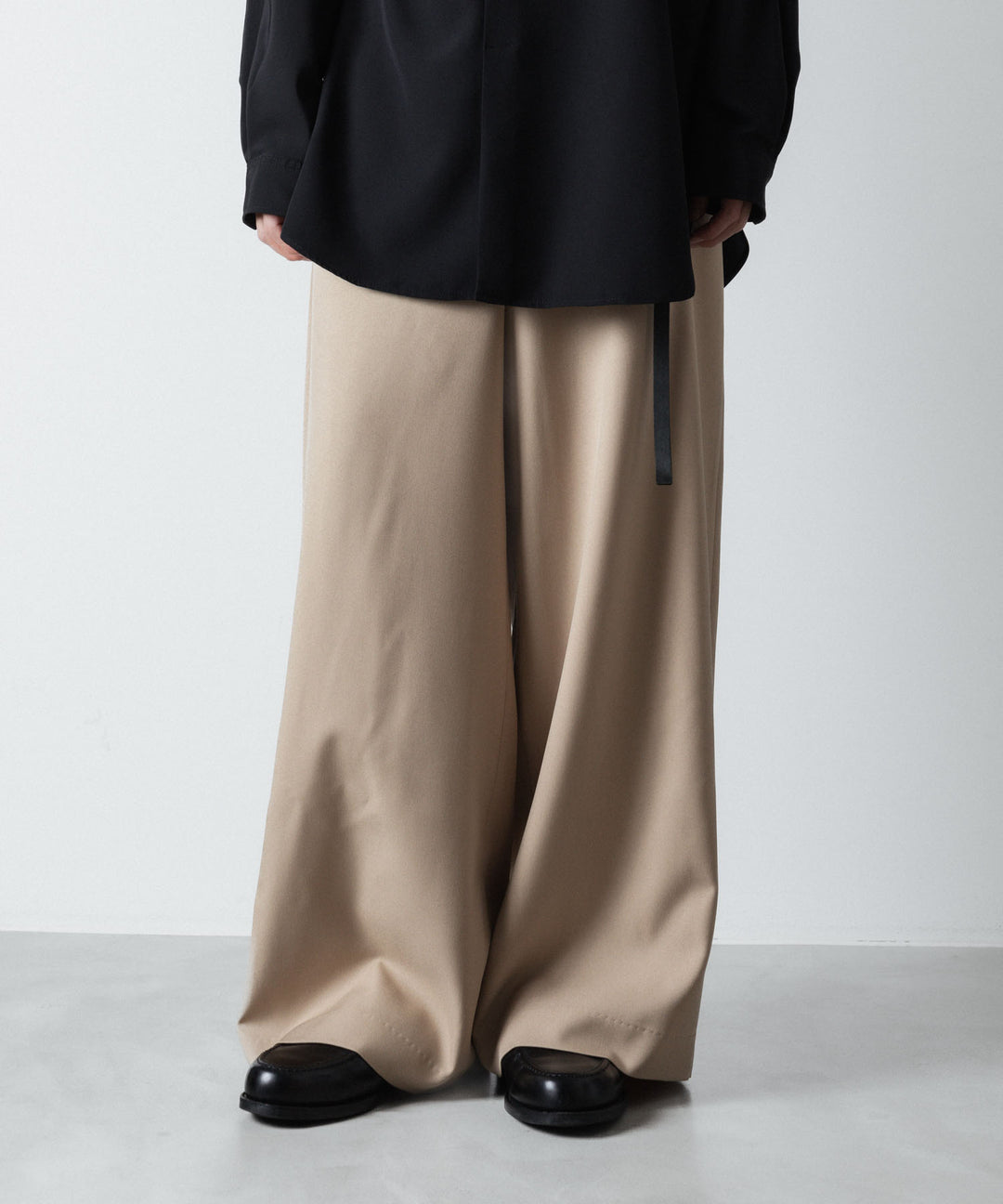 ato(アトウ)のRECYCLE POLYESTER WIDE PANTS - BEIGEの公式通販サイトsession福岡セレクトショップ