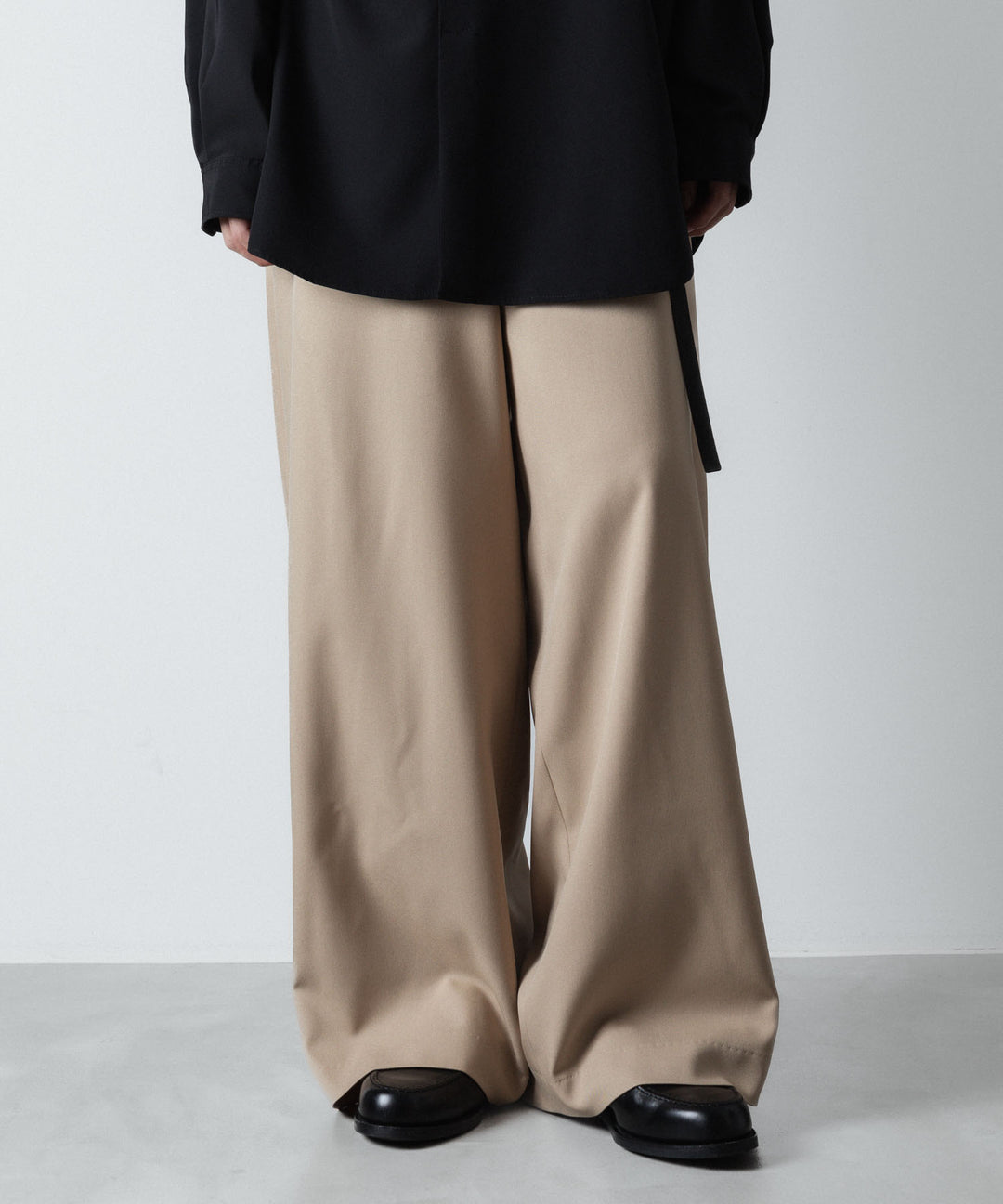 ato(アトウ)のRECYCLE POLYESTER WIDE PANTS - BEIGEの公式通販サイトsession福岡セレクトショップ