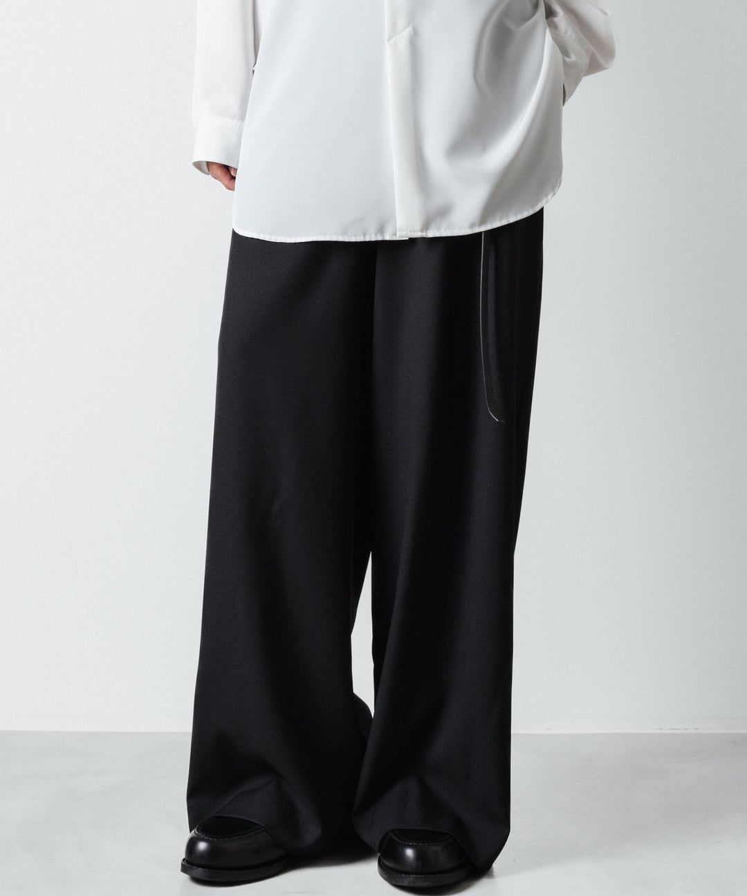 ato(アトウ)のRECYCLE POLYESTER WIDE PANTS - BLACKの公式通販サイトsession福岡セレクトショップ