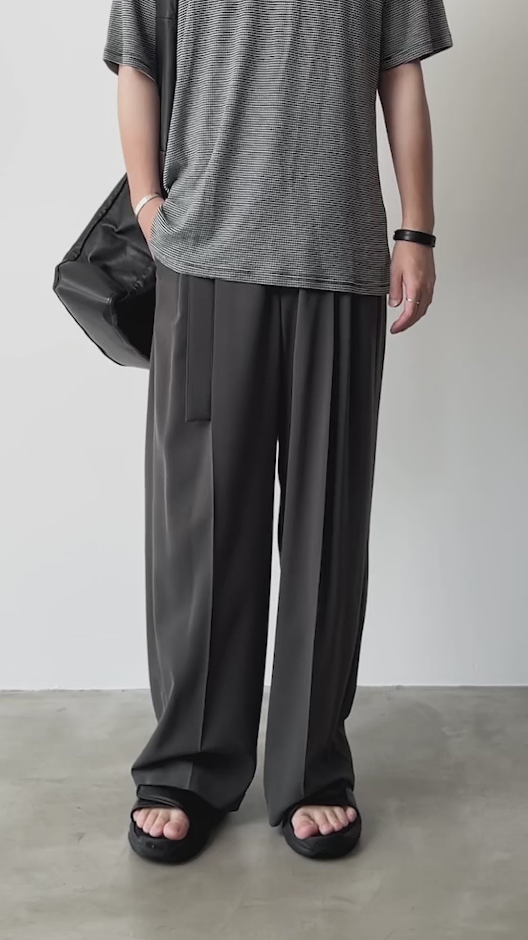 ATTACHMENT アタッチメント LIMITEDのSORIBIA TWILL BELTED WIDE TROUSERS - D.GRAYの公式通販サイトsession福岡セレクトショップ