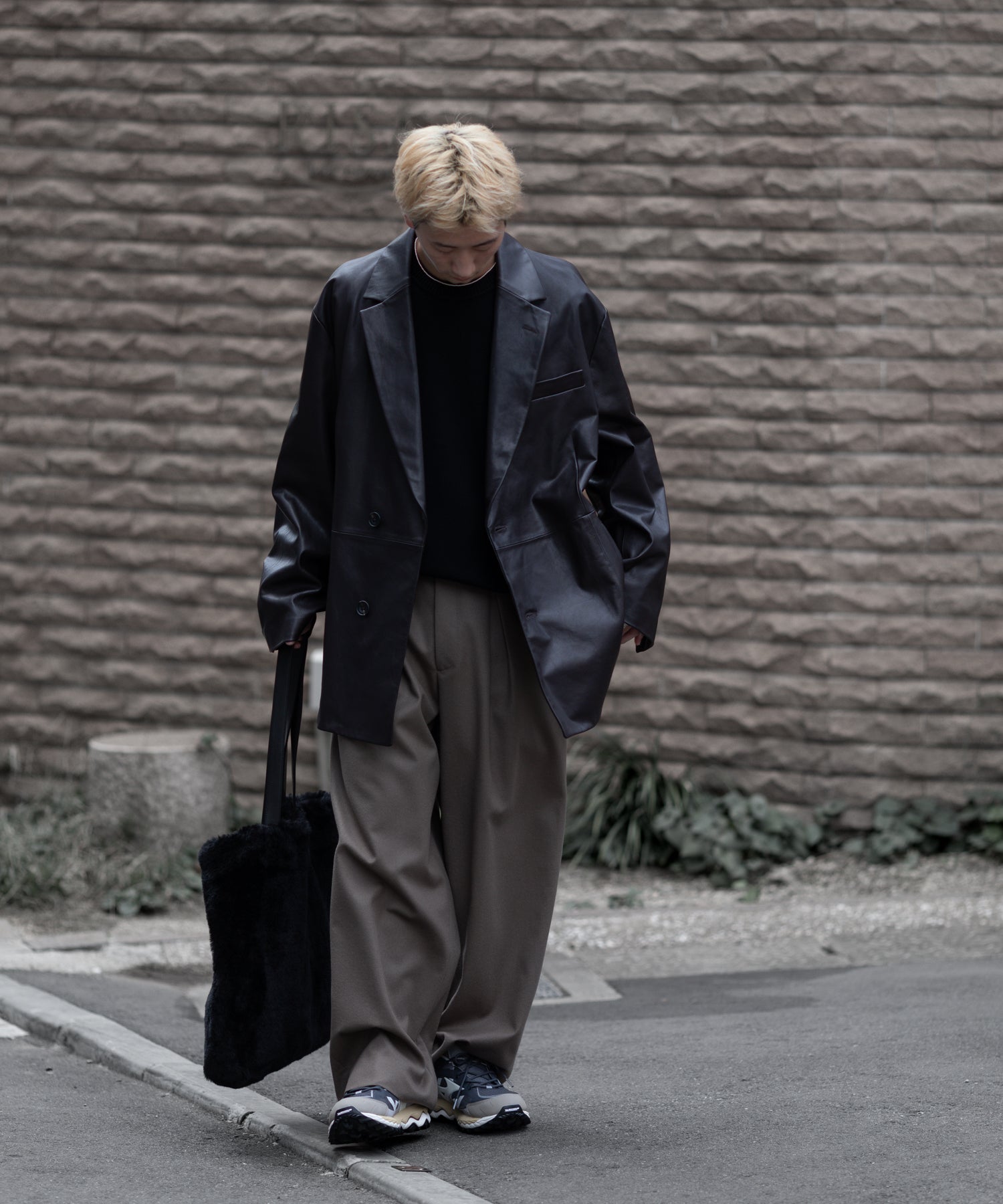 ssstein(シュタイン)の24AWコレクション EASY WIDE TROUSERS (2/72梳毛フラノ) - DARK BEIGE 公式通販サイトsession福岡セレクトショップ