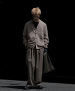 画像をギャラリービューアに読み込む, ssstein(シュタイン)の24AWコレクション EXTRA FINE WOOL KNIT CARDIGAN - BEIGE 公式通販サイトsession福岡セレクトショップ
