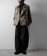 画像をギャラリービューアに読み込む, ssstein(シュタイン)の24AWコレクション LAYERED SHORT TRENCH COAT - BEIGE 公式通販サイトsession福岡セレクトショップ
