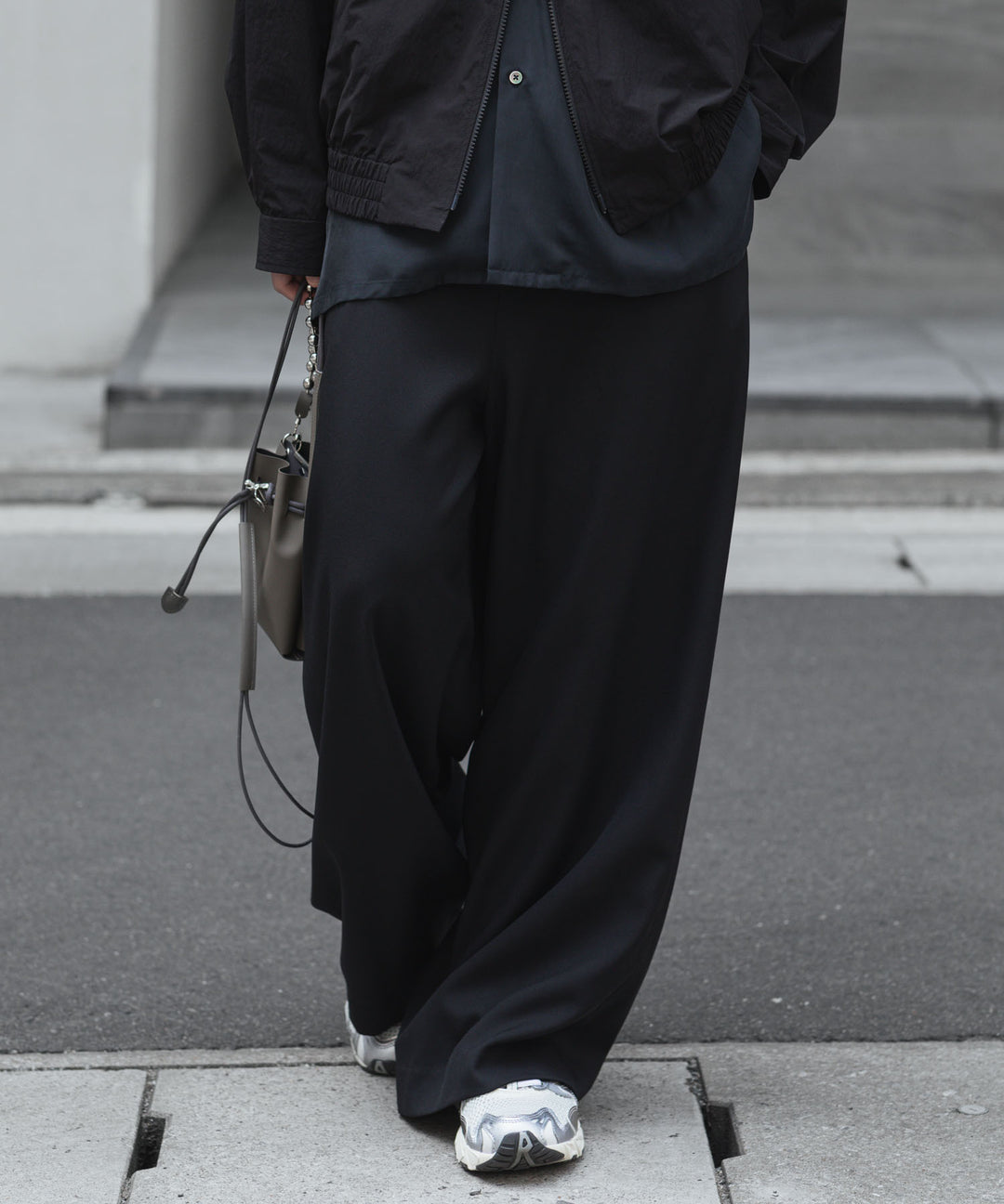ato(アトウ)のRECYCLE POLYESTER WIDE PANTS - BLACKの公式通販サイトsession福岡セレクトショップ