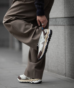 MIZUNO ミズノのWAVE MUJIN TL GTX-BEIGE×OFF WHITE×BROWNの公式通販サイトsession福岡セレクトショップ