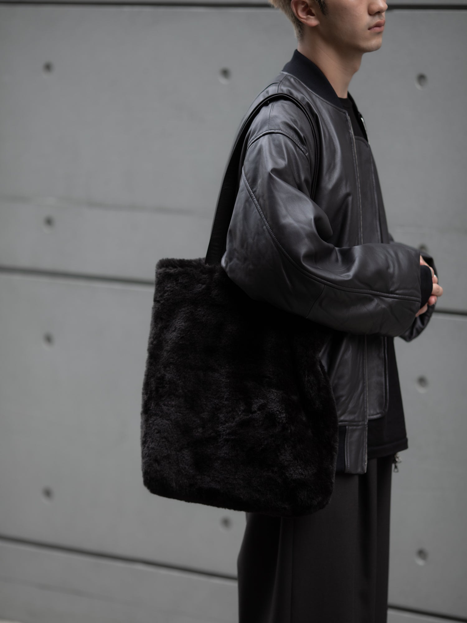 ssstein(シュタイン)の24AWコレクション ACRYLIC FUR TOTE BAG - BLACK 公式通販サイトsession福岡セレクトショップ