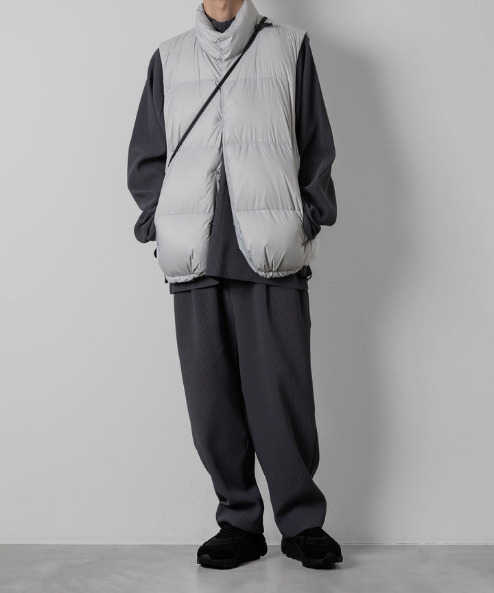 stein(シュタイン)のGRADATION PLEATS TWO TUCK TROUSERSのN.GREY