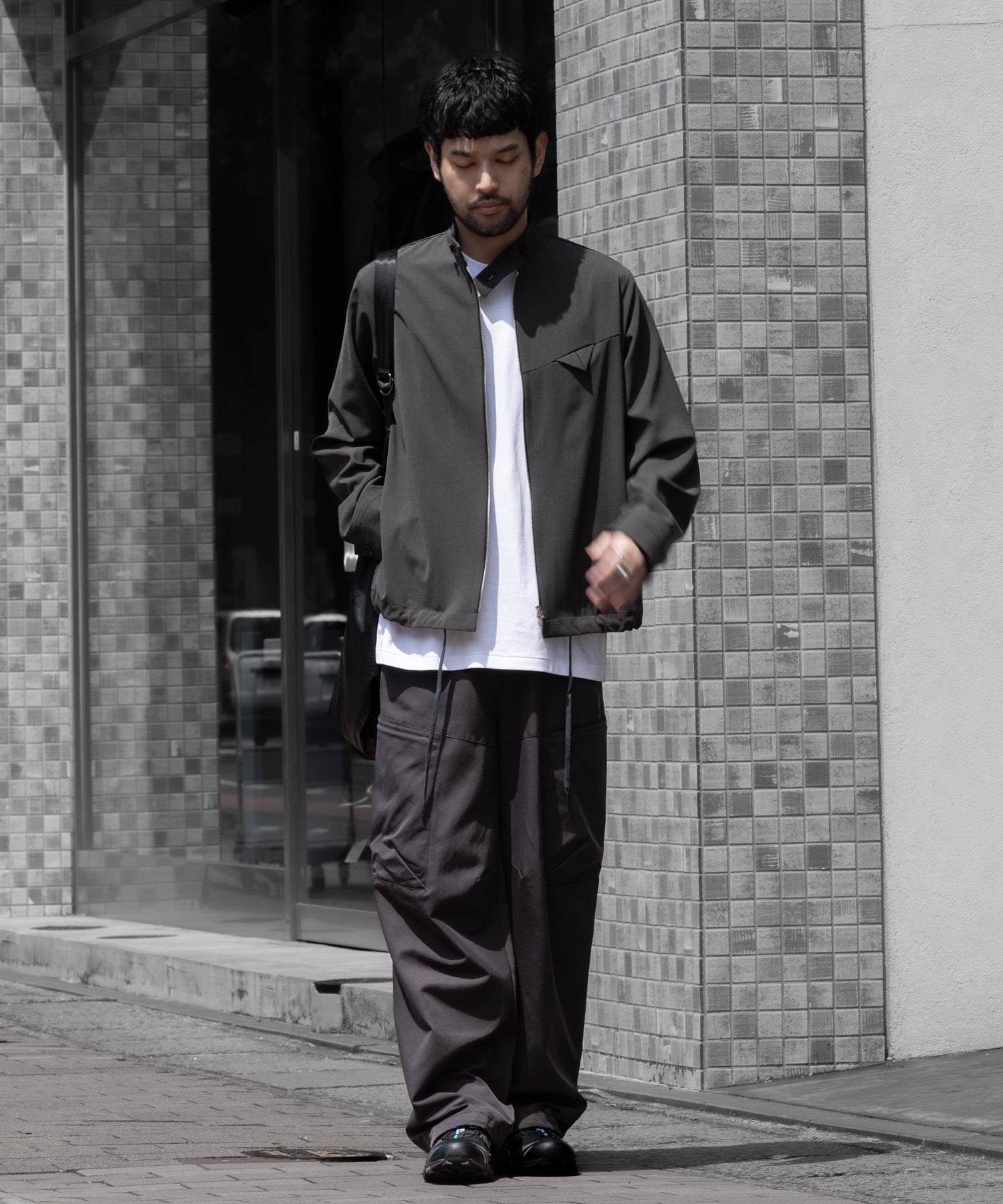 ATTACHMENT アタッチメントのNY/CO TWILL WIDE CARGO TROUSERS - D.GRAY 公式通販サイトsession福岡セレクトショップ