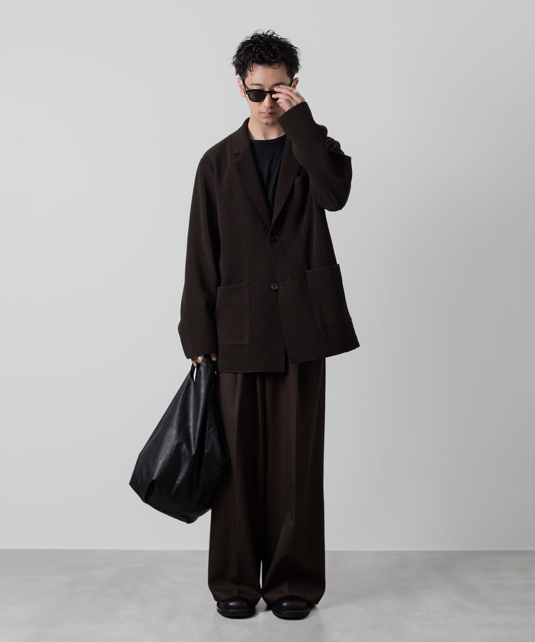 stein(シュタイン)の24SSコレクションEXTRA WIDE TROUSERS のMILITARY KHAKI sessionセッション福岡セレクトショップ 公式通販サイト