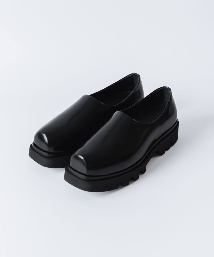 【 SINE &amp; COSINE 】HANNES / CLOG VIBRAM TWEETY - POLISHED BLACK
