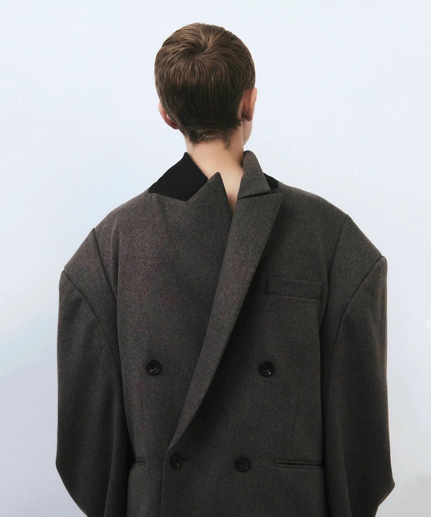 ジャケット・アウター OVERSIZED DOUBLE LAPELED TILOCKEN COAT stein(シュタイン) 「OVERSIZED DOUBLE LAPELED TIELOCKEN COAT