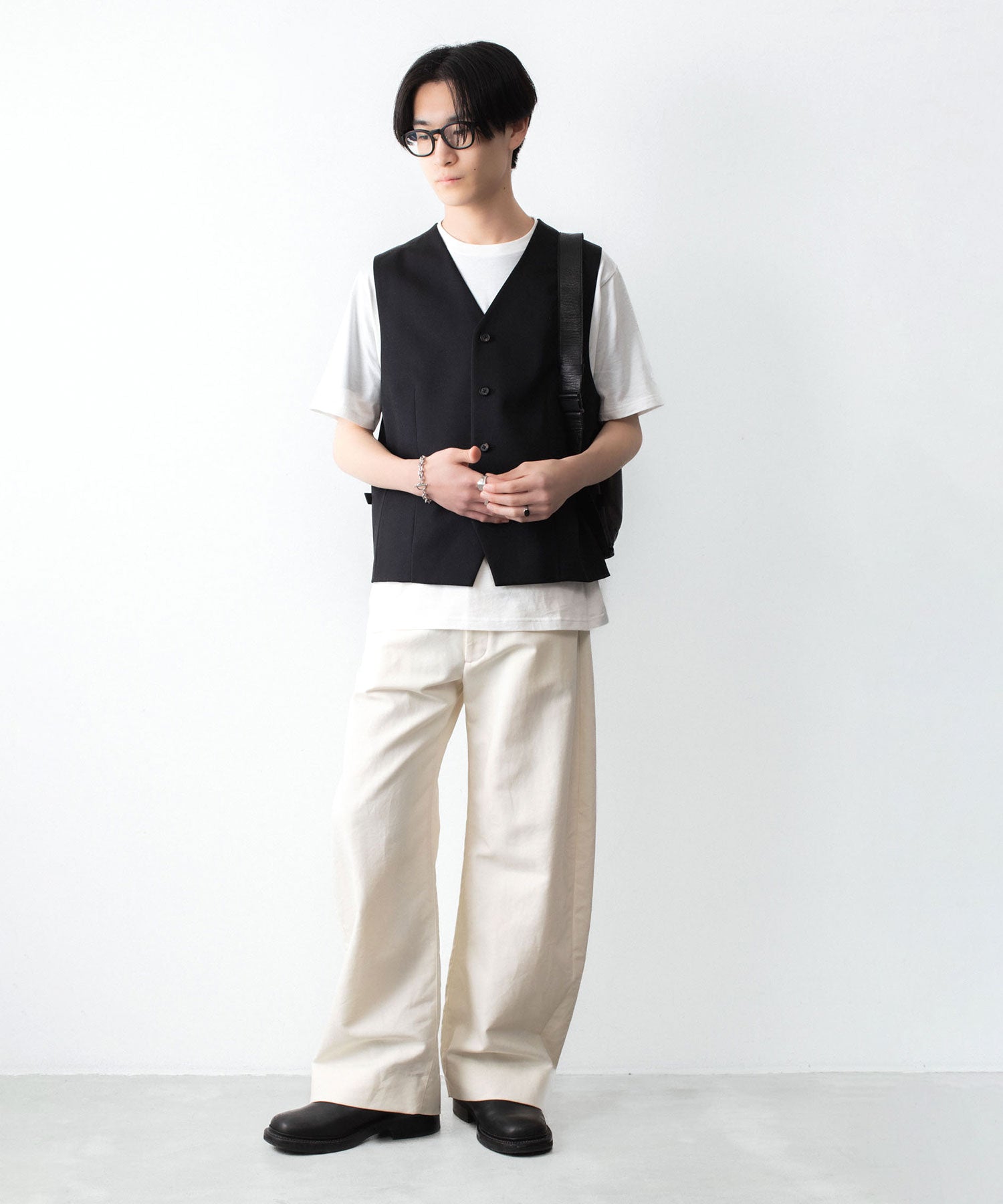ssstein『WOOL GABARDINE BELTED VEST』 ssstein / シュタイン】WOOL GABARDINE BELTED VEST - BLACK | 公式