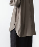 画像をギャラリービューアに読み込む, ssstein(シュタイン)のCUPRO TWILL OVERSIZED LS SHIRT - TAUPEの公式通販サイトsession福岡セレクトショップ
