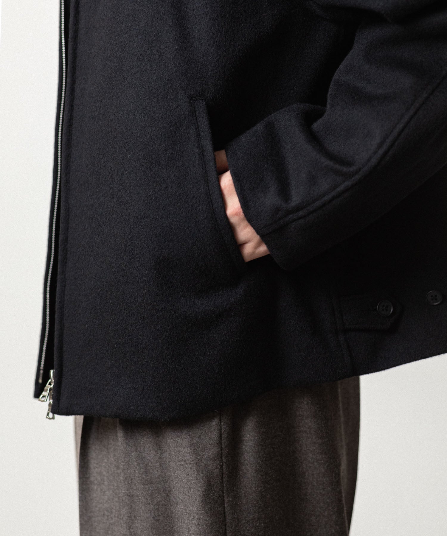 美品ssstein ウールジャケット　黒 ssstein / シュタイン】WOOL CASHMERE ZIP SHORT JACKET - BLACK