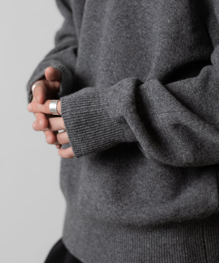 ssstein(シュタイン)のEXTRA FINE WOOL KNIT CURVE SLEEVE LS - DARK GREYの公式通販サイトsession福岡セレクトショップ