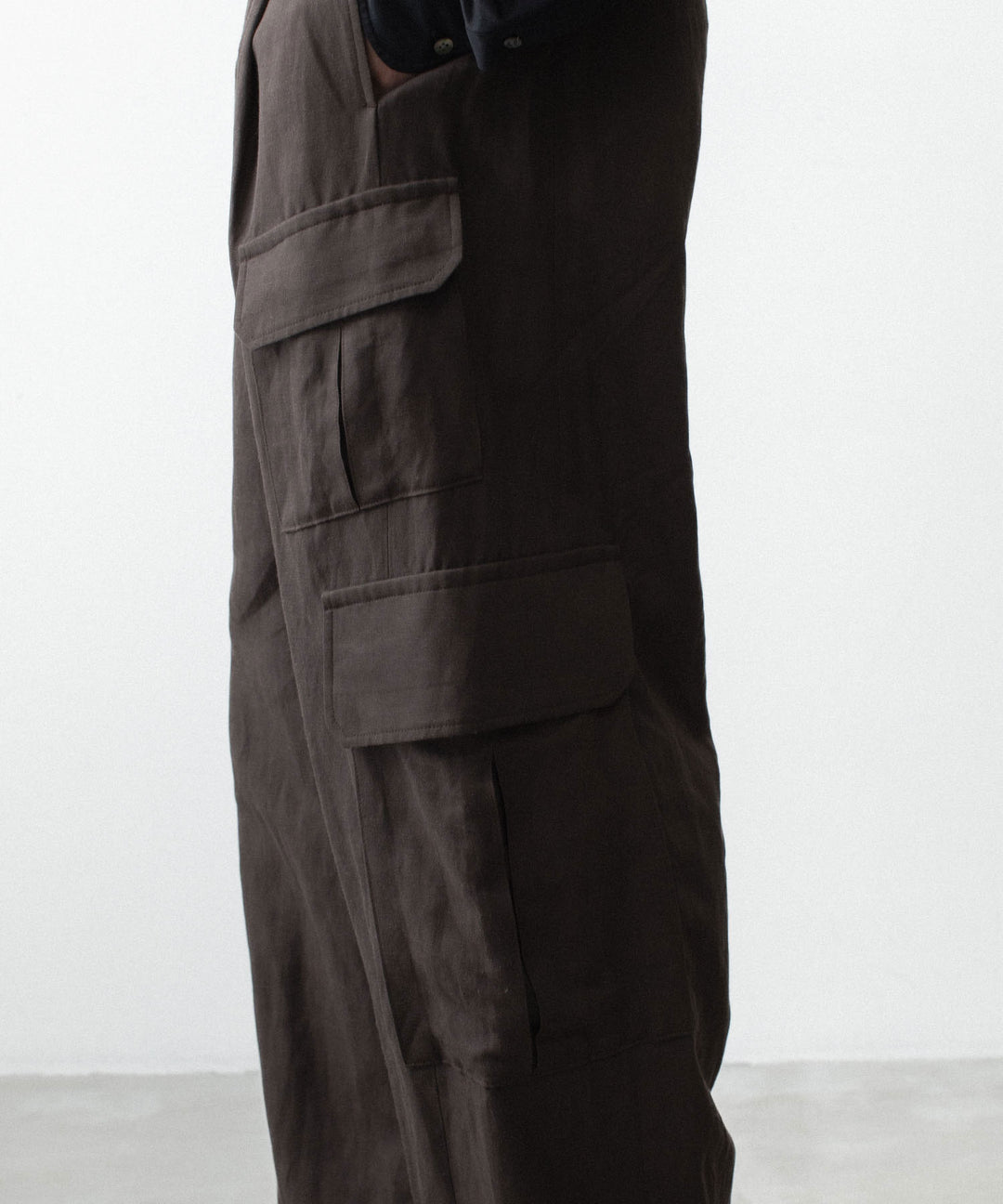 ssstein(シュタイン)のVIS/LI/RA TWILL CARGO TROUSERS - KHAKI BROWNの公式通販サイトsession福岡セレクトショップ