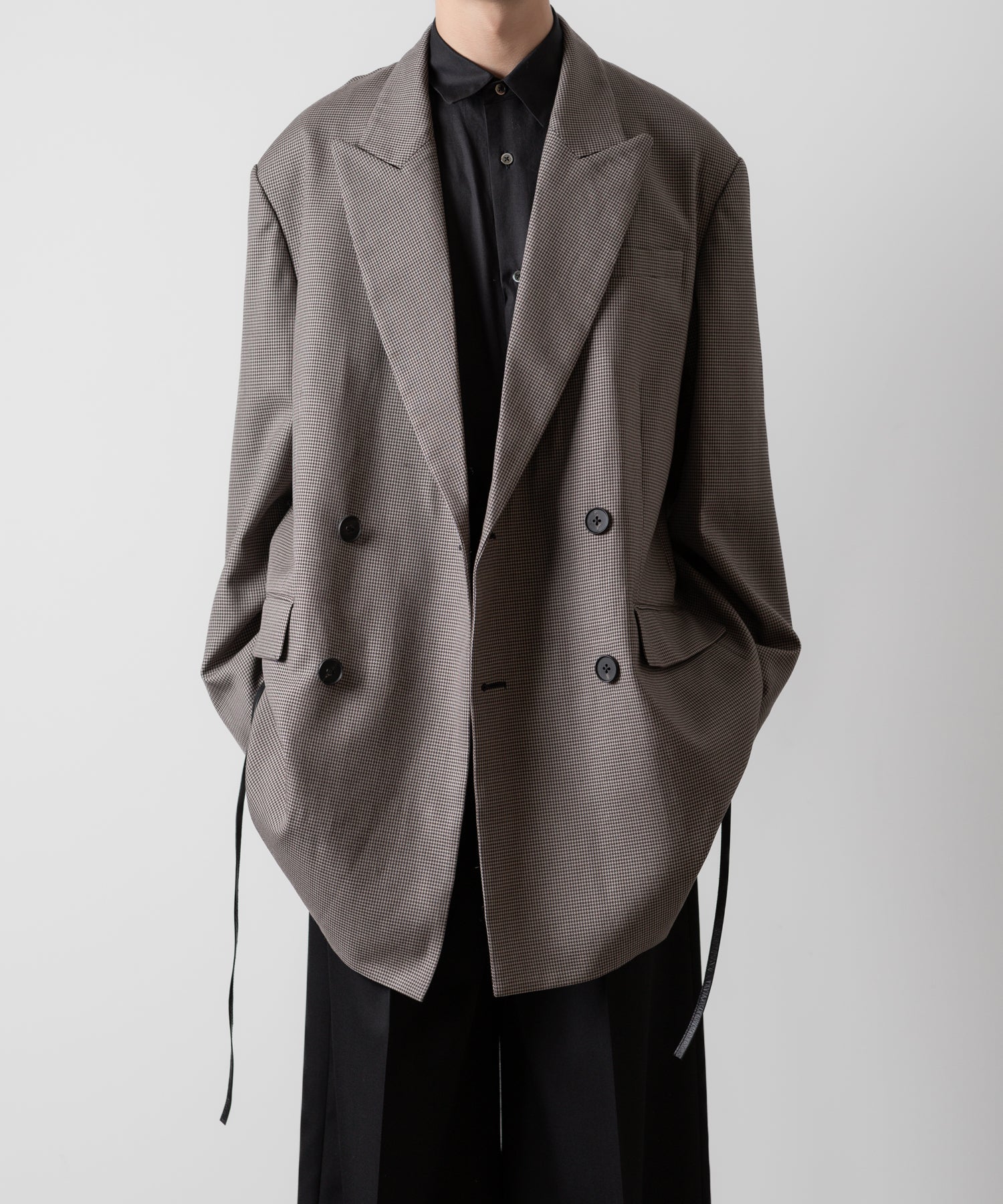 ssstein(シュタイン)のDOUBLE WEAVE HOUNDSTOOTH PEAK LAPEL SHORT COAT - HOUNDSTOOTHの公式通販サイトsession福岡セレクトショップ