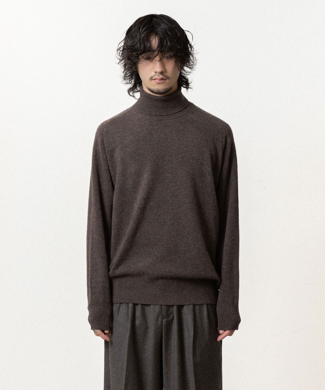 ssstein(シュタイン)のEXTRA FINE WOOL KNIT TURTLE NECK LS - MOCHAの公式通販サイトsession福岡セレクトショップ