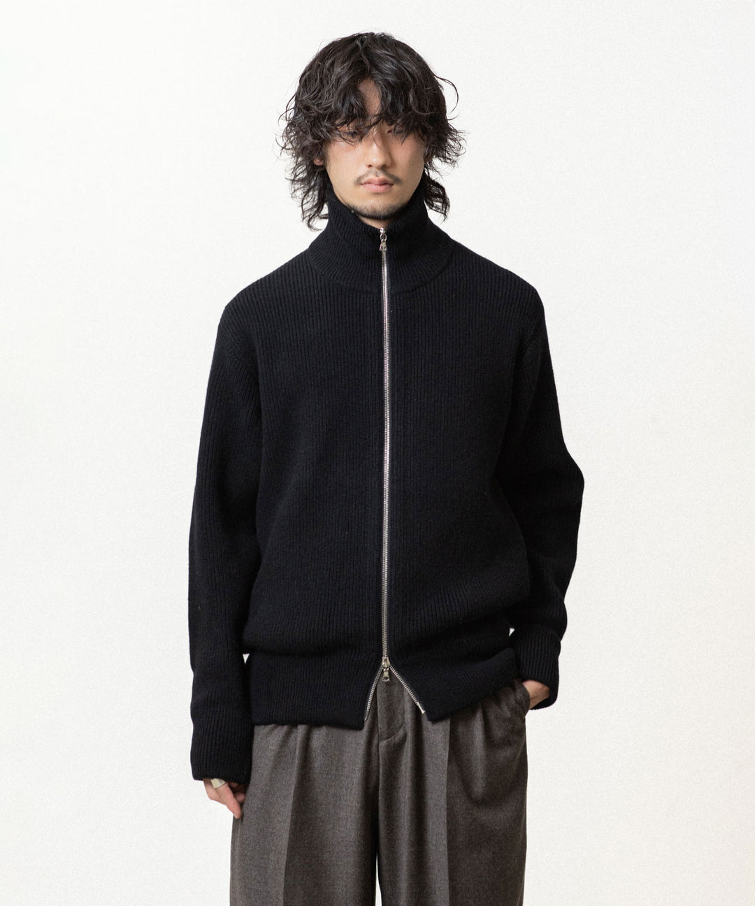 ssstein(シュタイン)のEXTRA FINE WOOL KNIT DRIVERS - BLACKの公式通販サイトsession福岡セレクトショップ