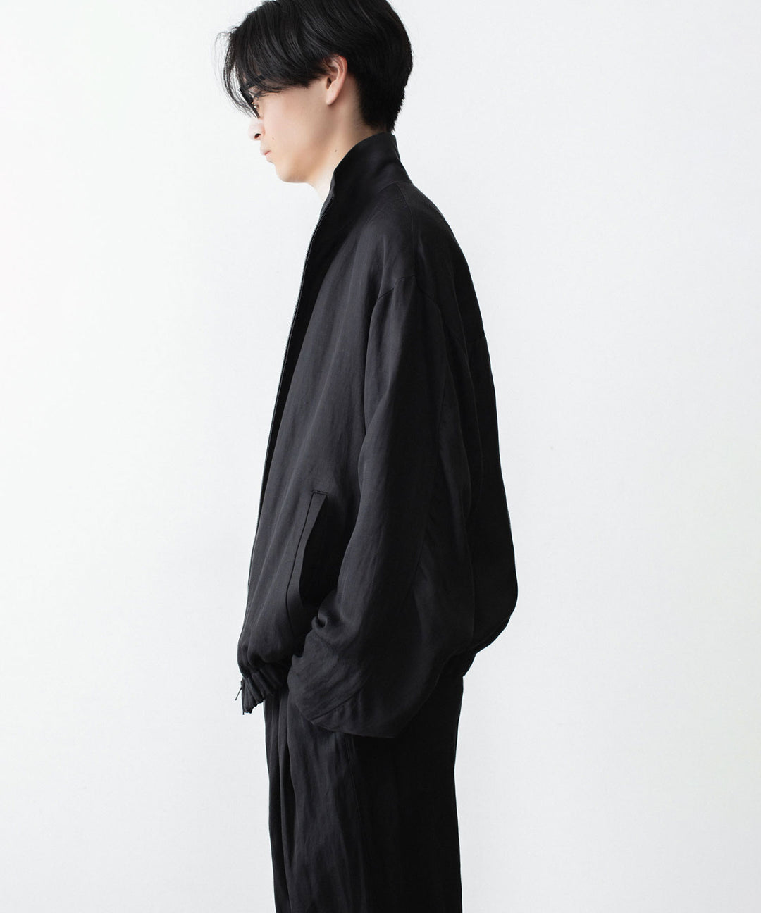 ssstein(シュタイン)のVIS/LI BRIGHT TWILL SHIRRED LIGHT ZIP JACKET - DARK CHARCOALの公式通販サイトsession福岡セレクトショップ