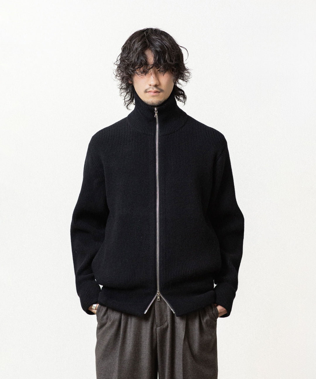 ssstein(シュタイン)のEXTRA FINE WOOL KNIT DRIVERS - BLACKの公式通販サイトsession福岡セレクトショップ