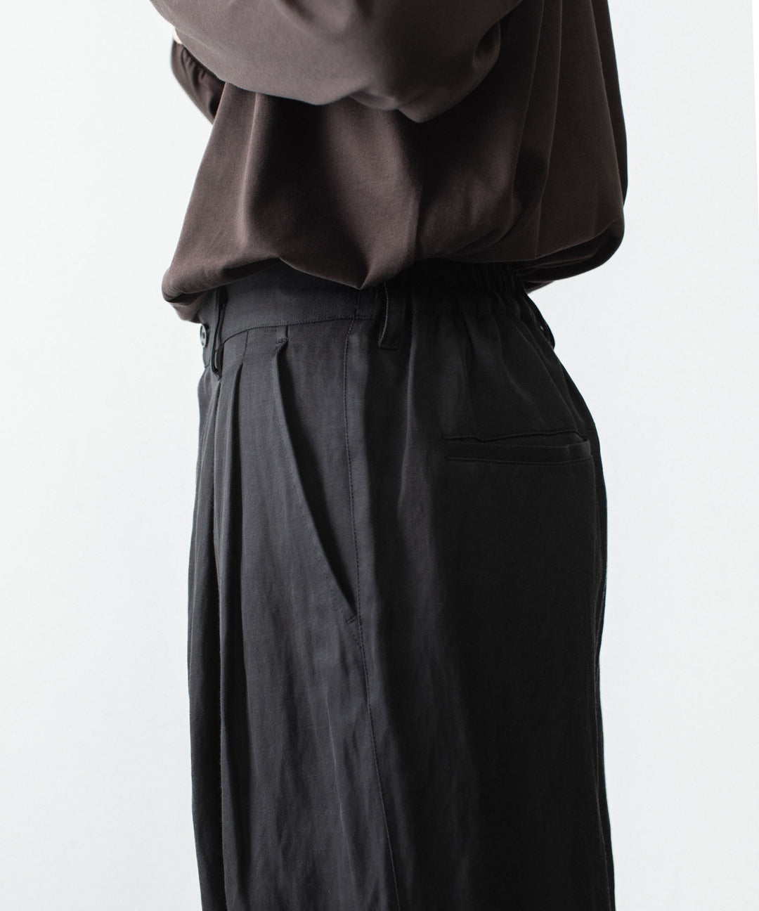 ssstein(シュタイン)のVIS/LI BRIGHT TWILL WIDE EASY TROUSERS - DARK CHARCOALの公式通販サイトsession福岡セレクトショップ