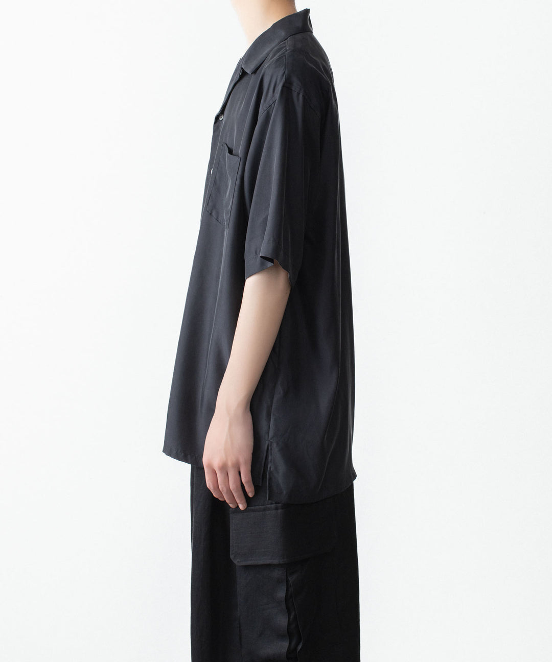 ssstein(シュタイン)のCUPRO TWILL OVERSIZED OPEN COLLAR SS SHIRT - BLACKの公式通販サイトsession福岡セレクトショップ