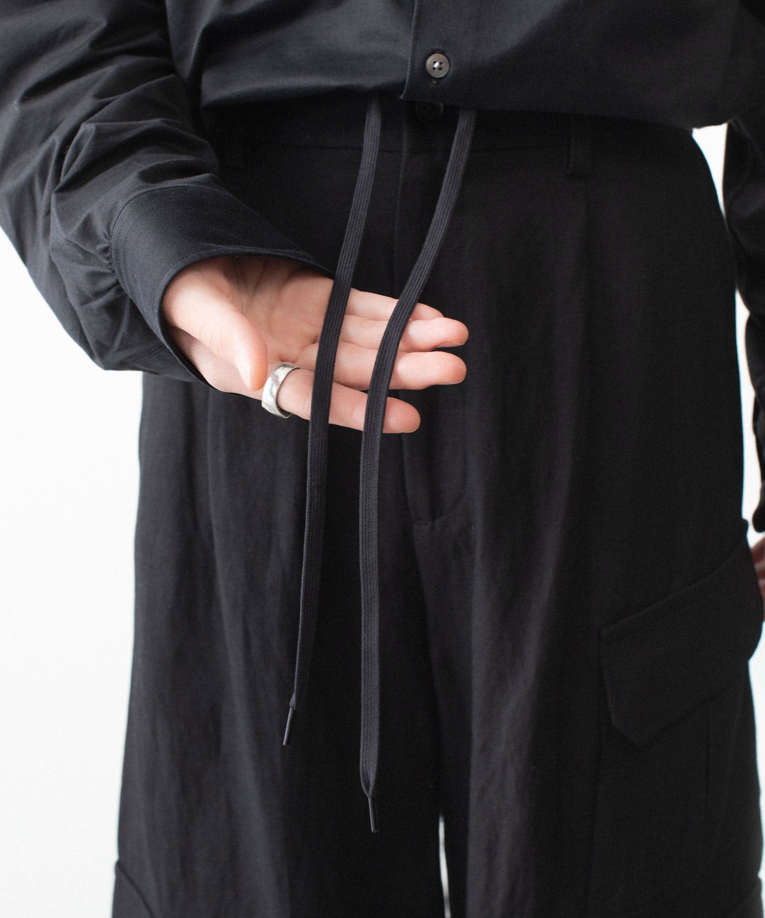 ssstein / シュタイン】VIS/LI/RA TWILL CARGO TROUSERS - BLACK