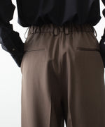 画像をギャラリービューアに読み込む, ssstein(シュタイン)のEASY LONG WIDE TROUSERS (2/90 WOOL GABARDINE) - DARK BEIGEの公式通販サイトsession福岡セレクトショップ
