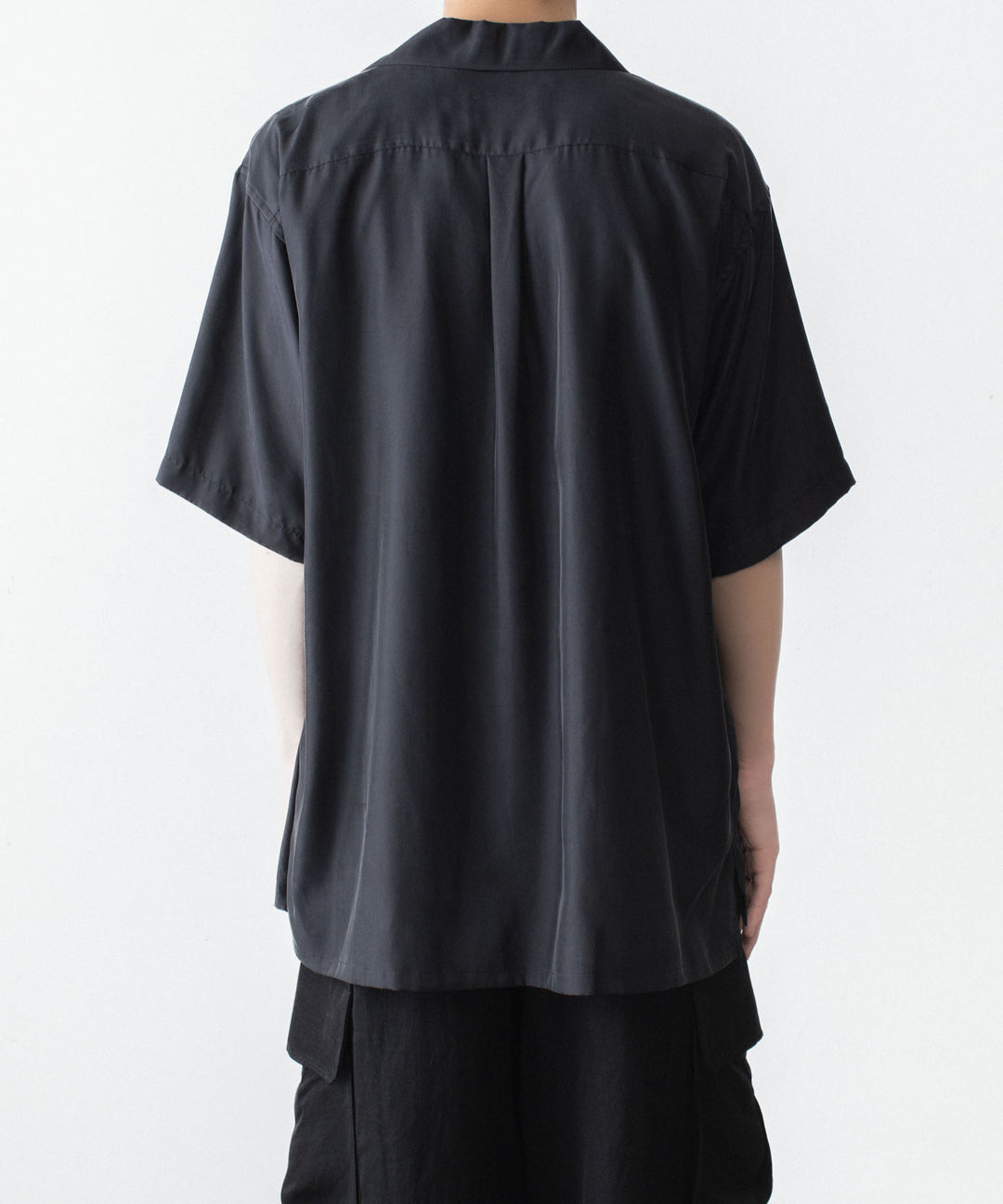ssstein(シュタイン)のCUPRO TWILL OVERSIZED OPEN COLLAR SS SHIRT - BLACKの公式通販サイトsession福岡セレクトショップ