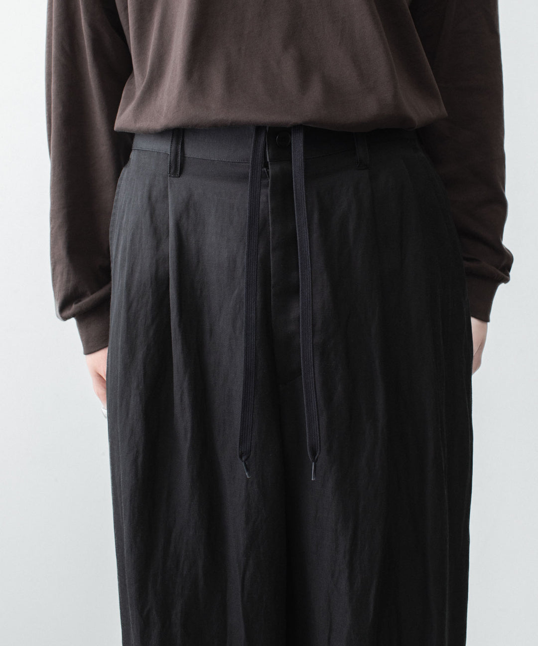 ssstein(シュタイン)のVIS/LI BRIGHT TWILL WIDE EASY TROUSERS - DARK CHARCOALの公式通販サイトsession福岡セレクトショップ